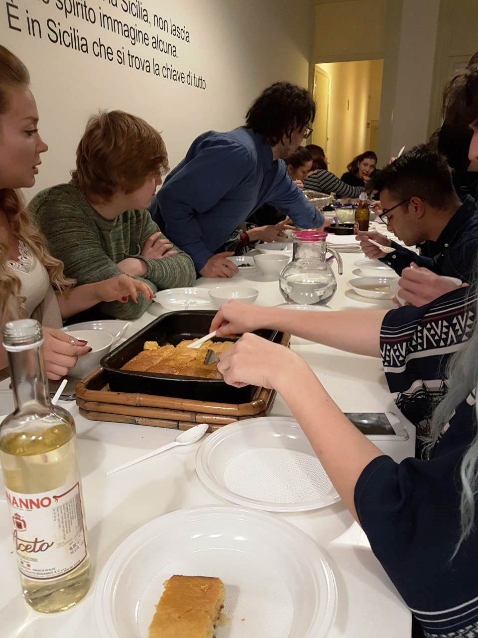 IMG d2aef8035ab40327d4fef7fda0ad4f90 V