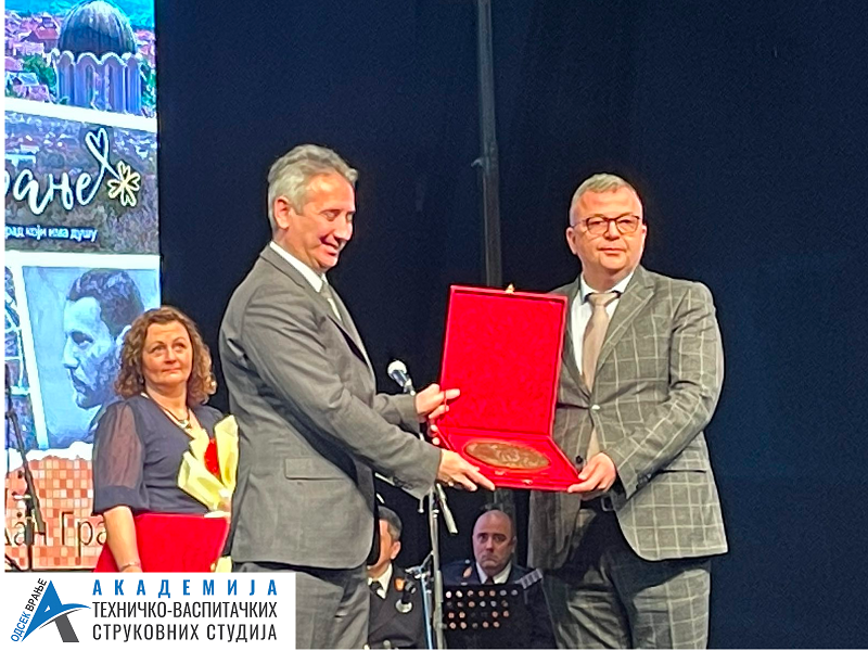 IMG f3b6077b11d17cd2a4bce05c7af7cab1 V